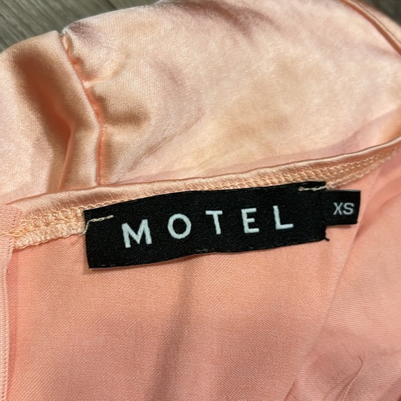 NWOT MOTEL Dress - Picture 6 of 6